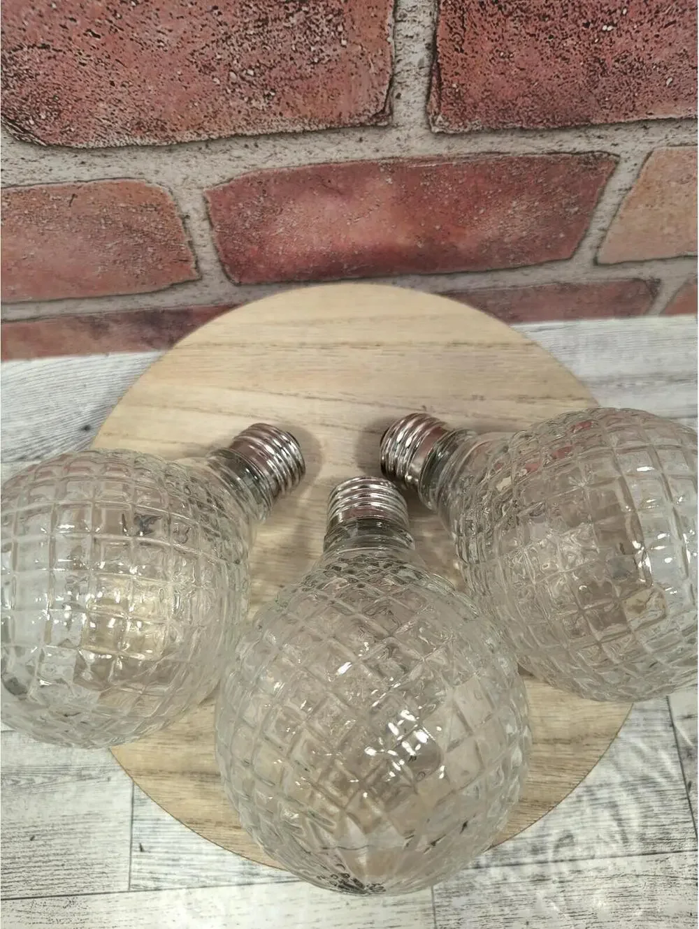 GE 40W Decorative G25 Globe Light Bulbs Crystal Clear Faceted 3 Pack NOS
